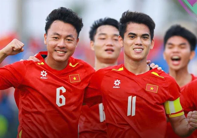Hình ảnh minh họa các giao dịch tài chính an toàn và nhanh chóng tại 55vin tải game